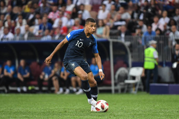 的教练和球 的教练和球