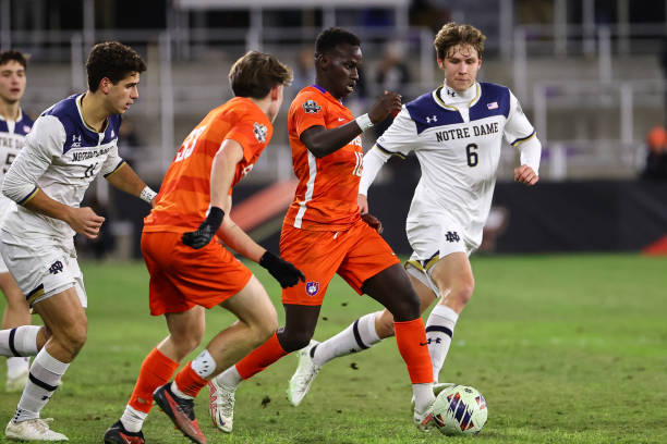 菲尔德联的 菲尔德联的